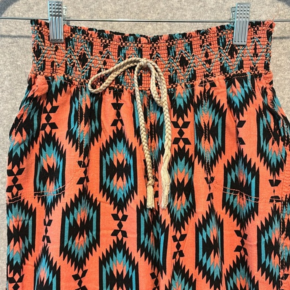 Kiss & Cry Boho Linen Blend Pants size Medium - Picture 2 of 9